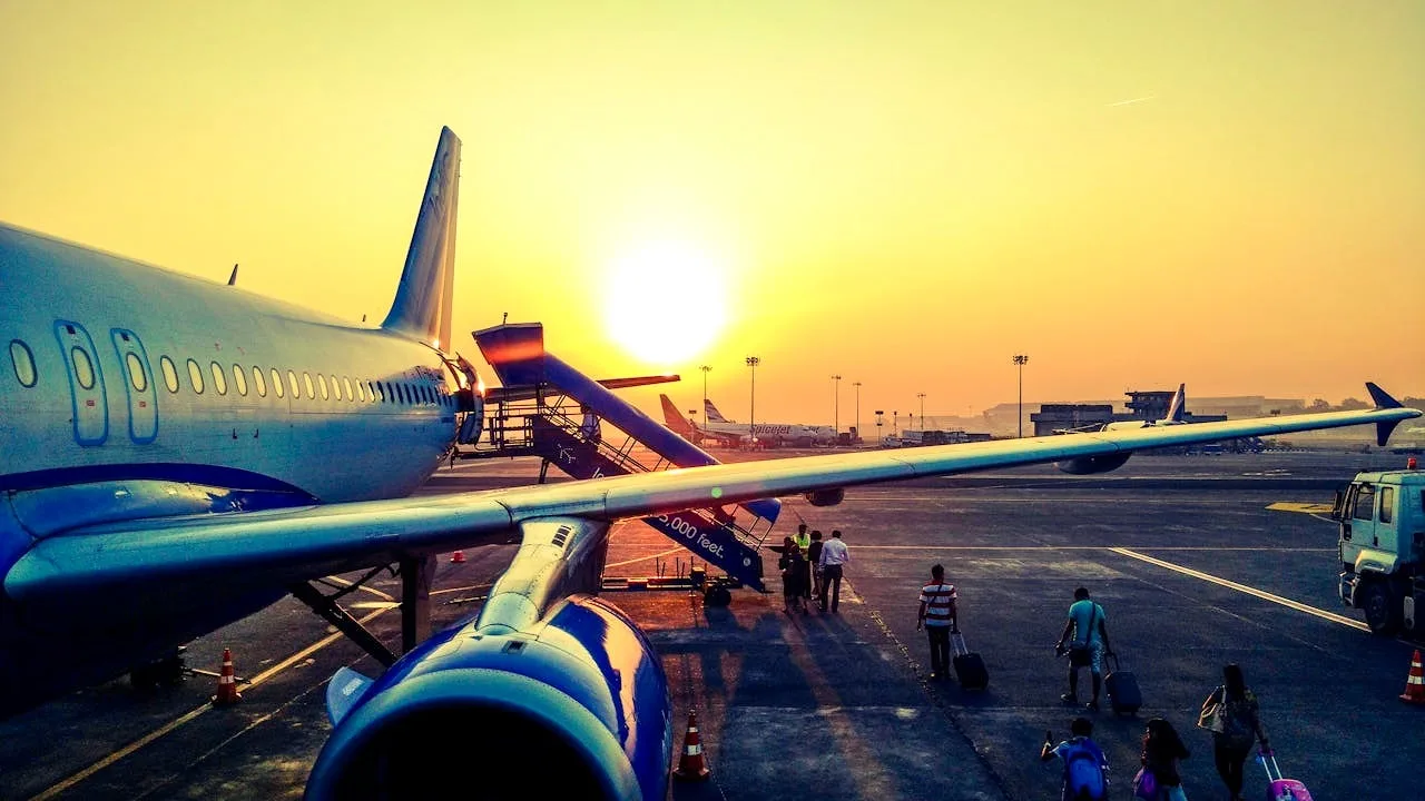 Airport terminal at O'Hare — Royal Carriage airport limo service
