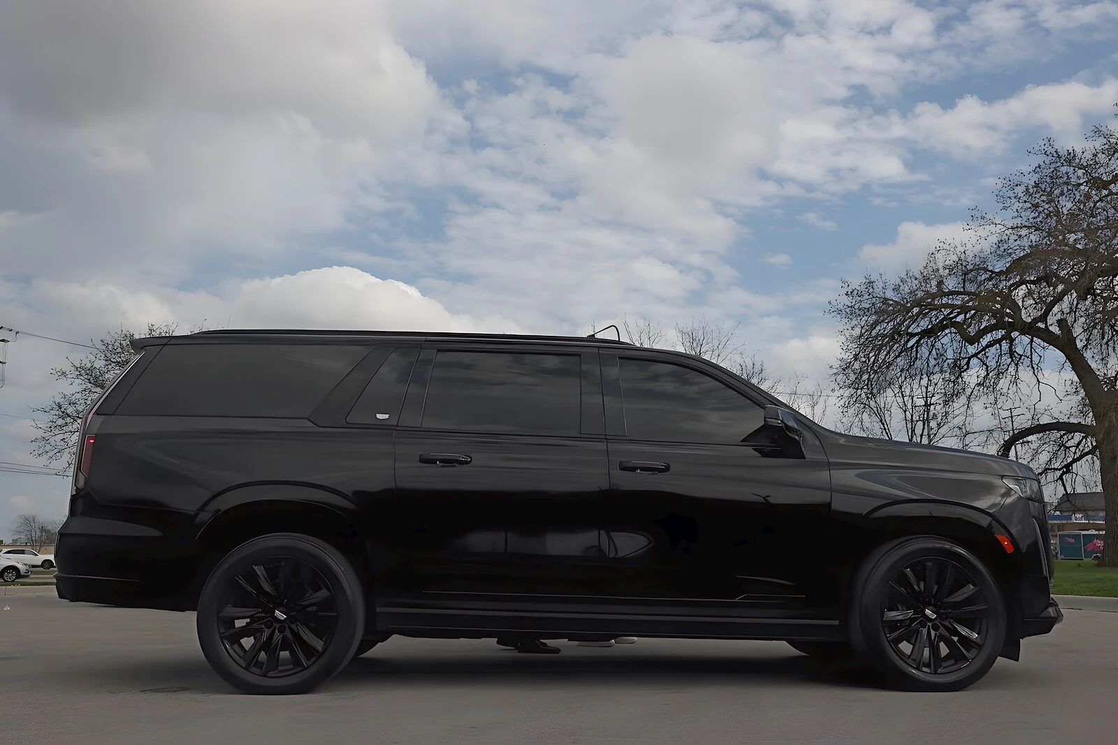 Armored Cadillac Escalade - Royal Carriage Limousine Chicago