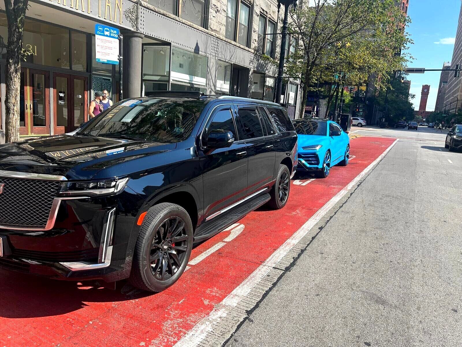 Black Cadillac Escalade ESV for North Barrington limo service