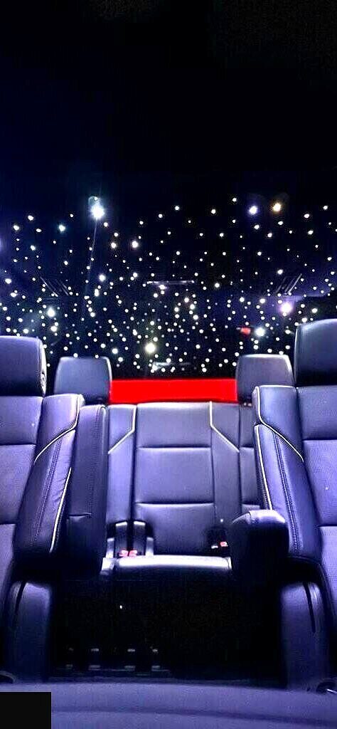 Chevrolet Suburban view 2