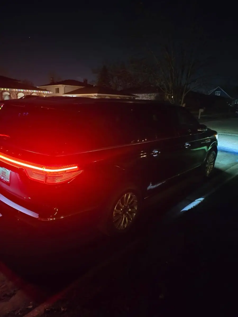 Lincoln Navigator for Oak Brook corporate car service