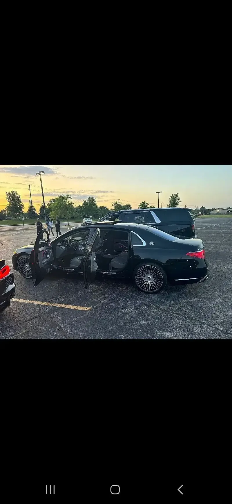 Sprinter limo interior with leather seating — Chicago executive transport