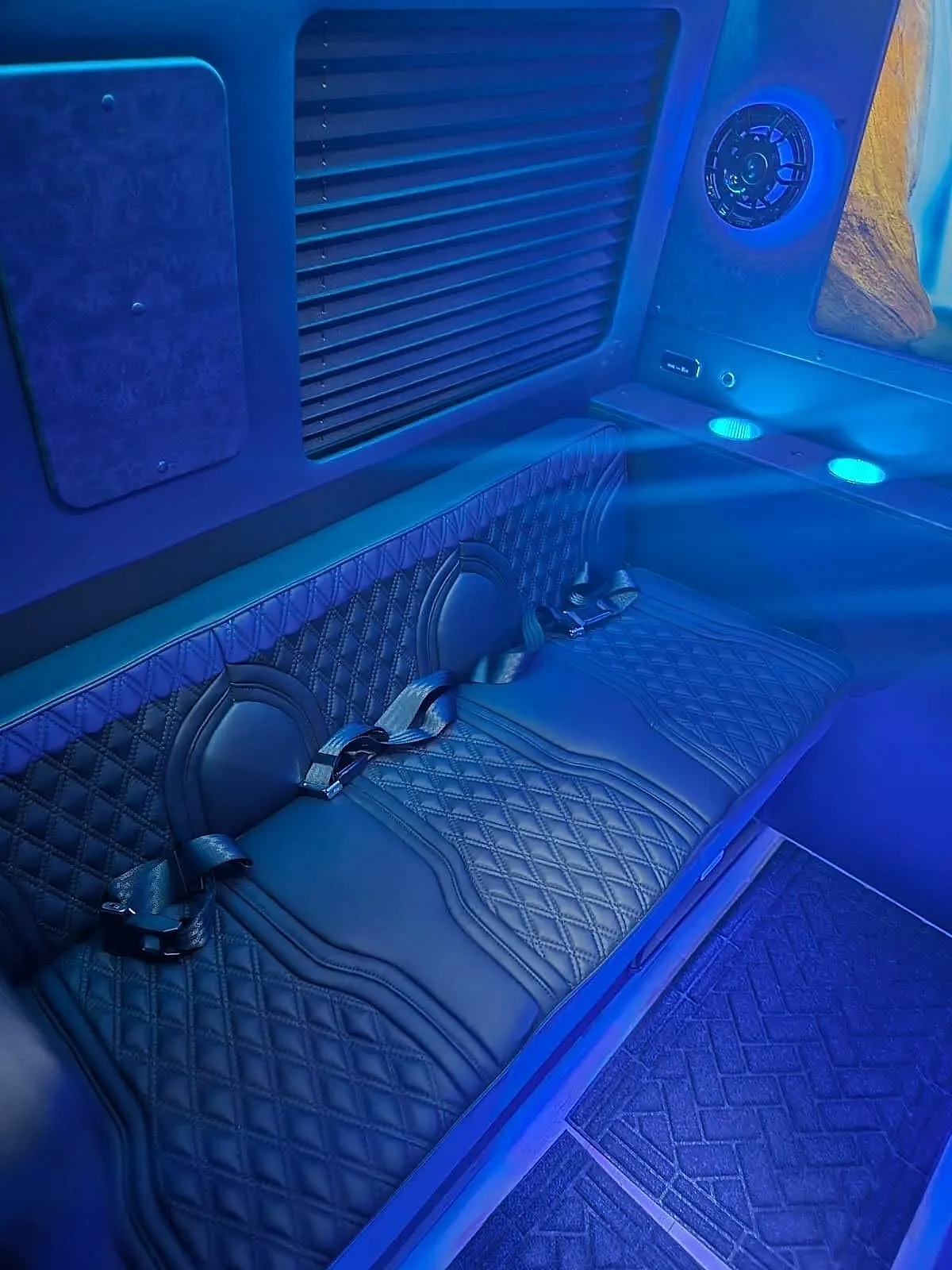 Hummer H2 Limousine — Royal Carriage Chicago limo fleet comparison