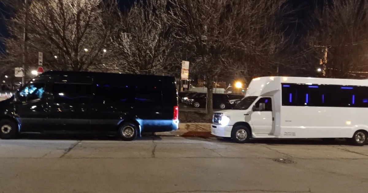 Royal Carriage party bus
