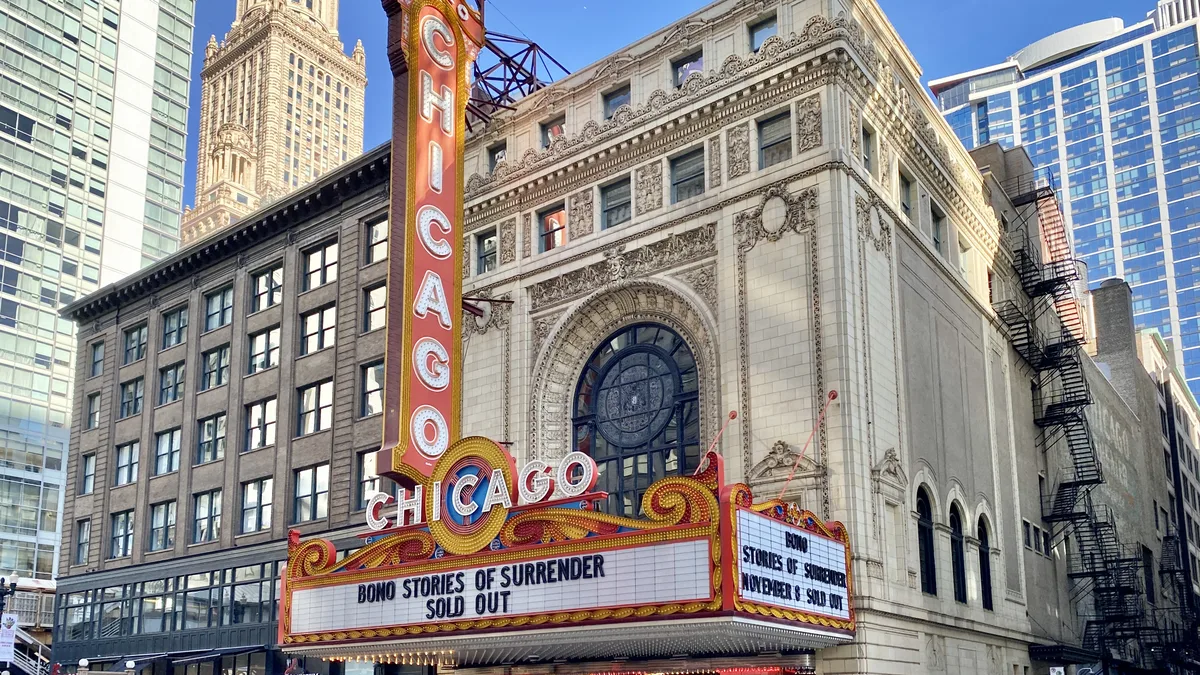 Chicago Theatre