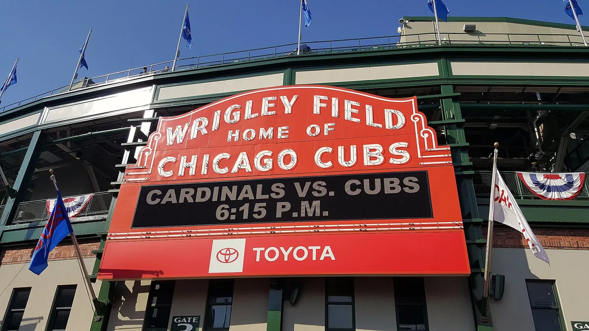 Limo service from Berwyn to Wrigley Field